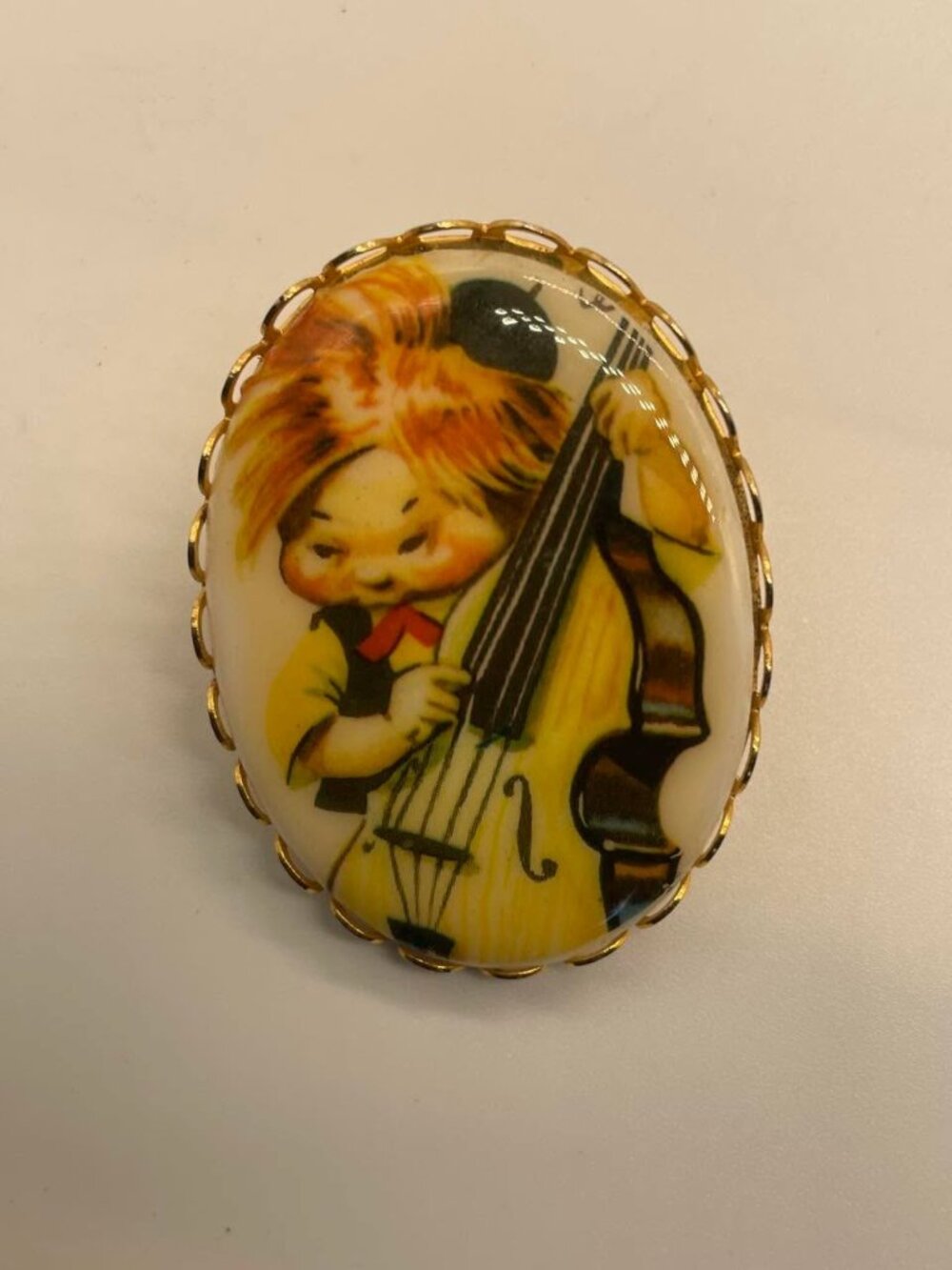 EUC Vintage Cabachon Brooch